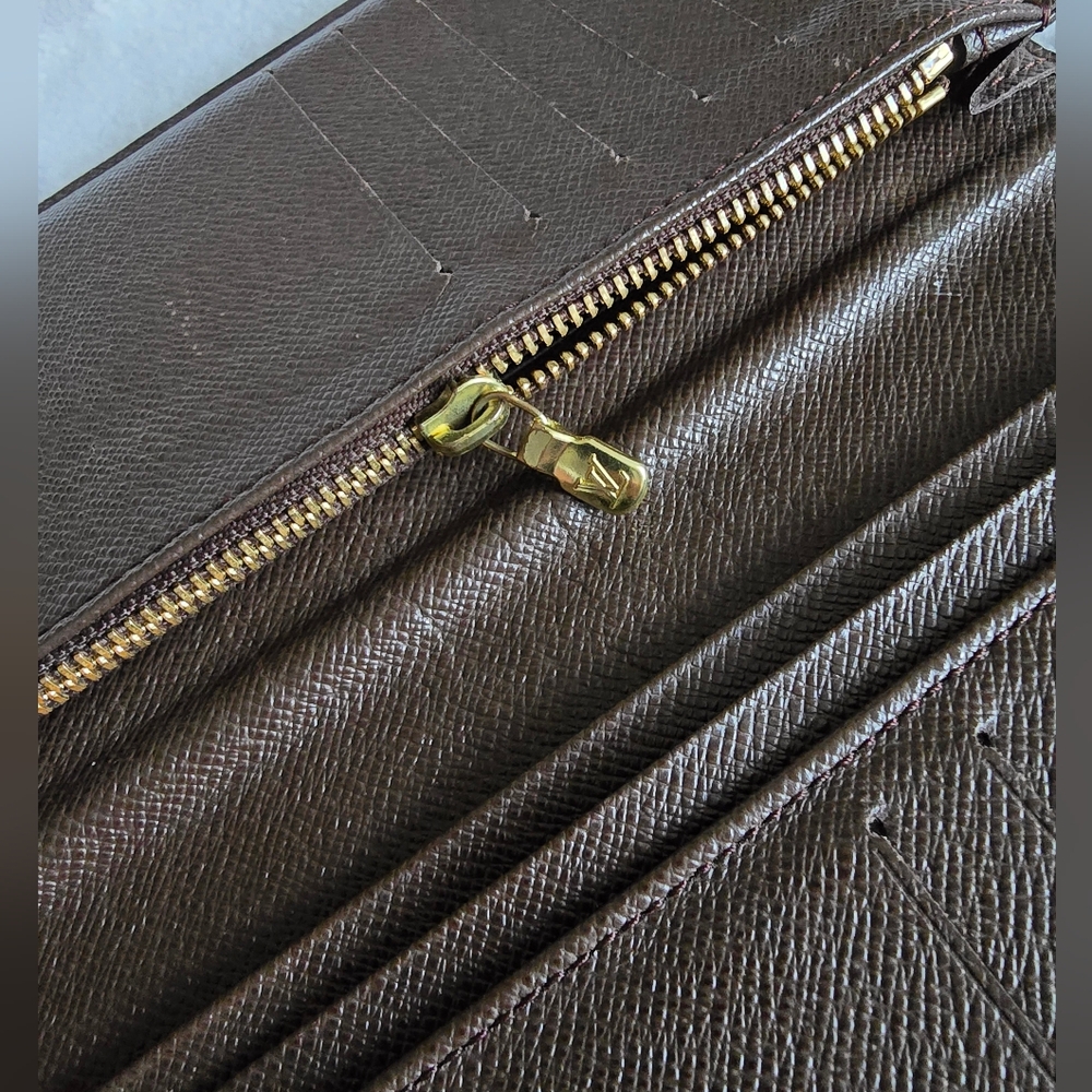 Louis Vuitton Brown Damier Ebene Brazza Wallet - Picture 9 of 11